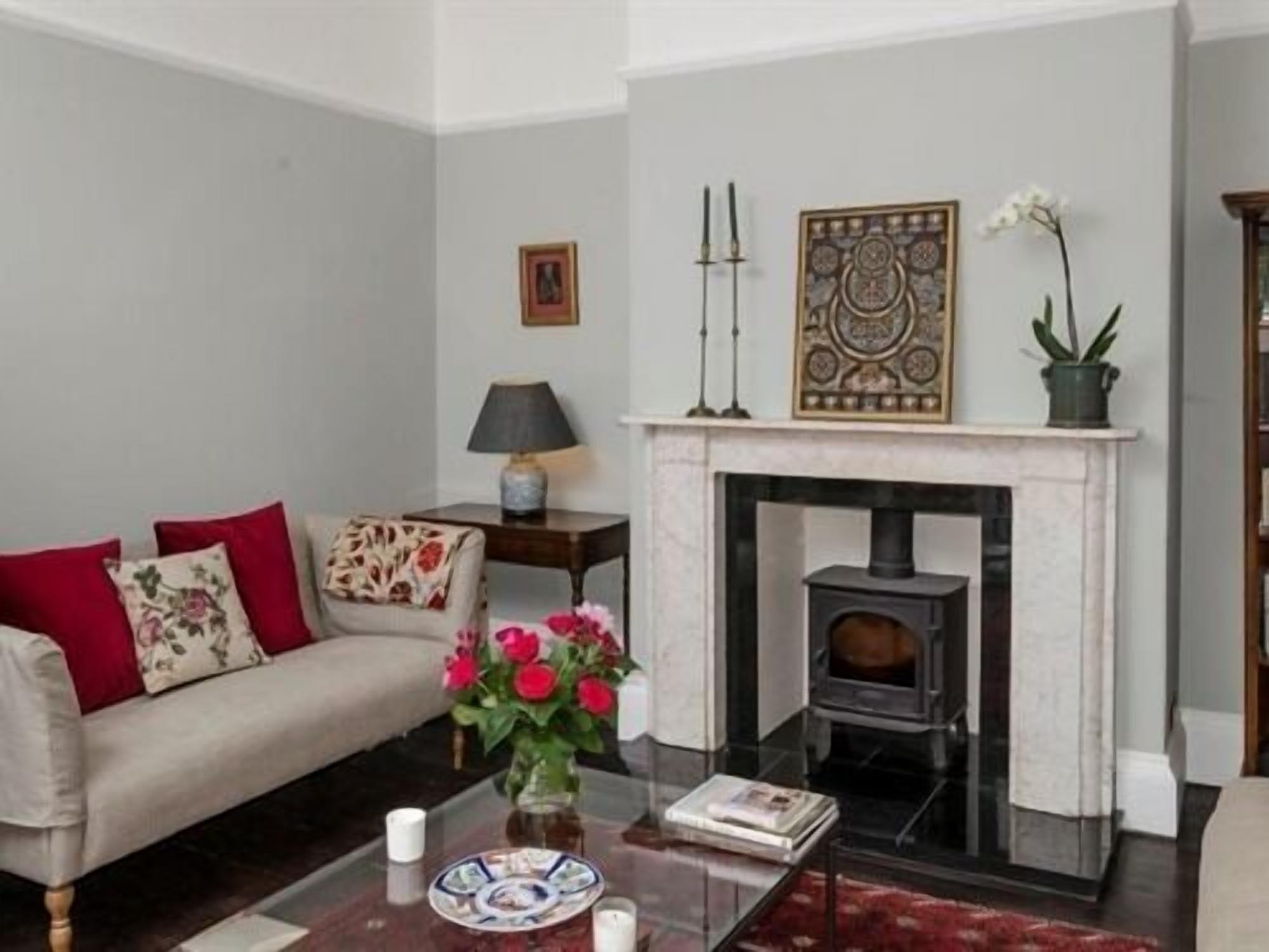 Bed and Breakfast The Lions Newark upon Trent Exterior foto